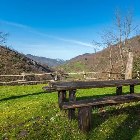 Casa di campagna Rural Llananzanes