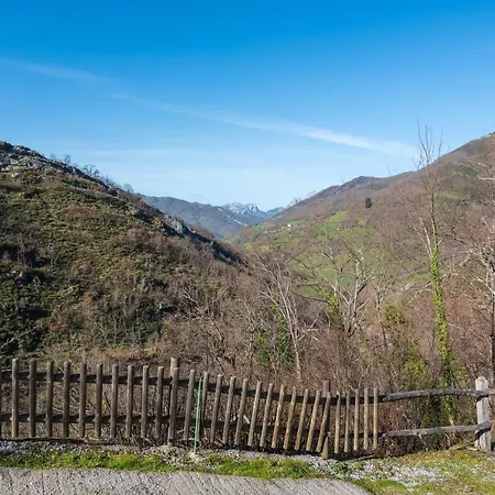 Rural Casa di campagna Llananzanes